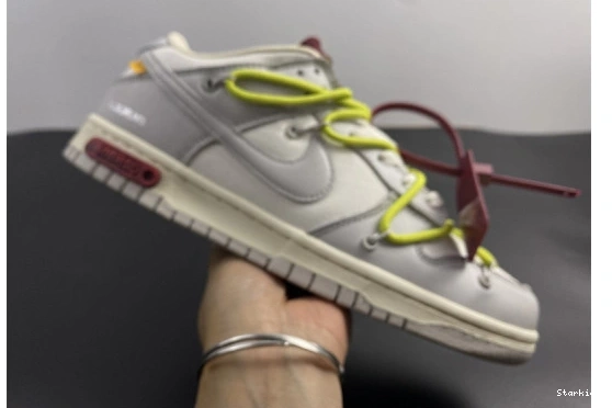 DM1602 106 8 Lot O-W Low Dunk Nike 0827